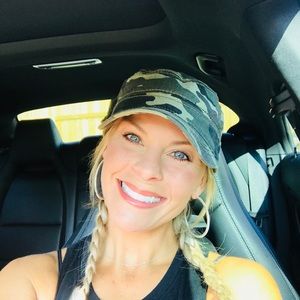 Meet your Posher, Heather